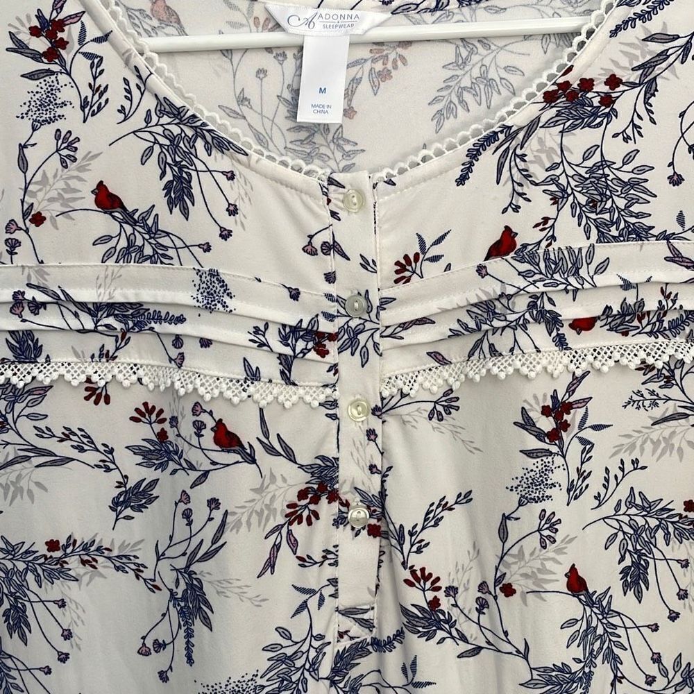 Adonna Intimates Cardinal Nightgown Medium Polyester Ruffles - Picture 2 of 6